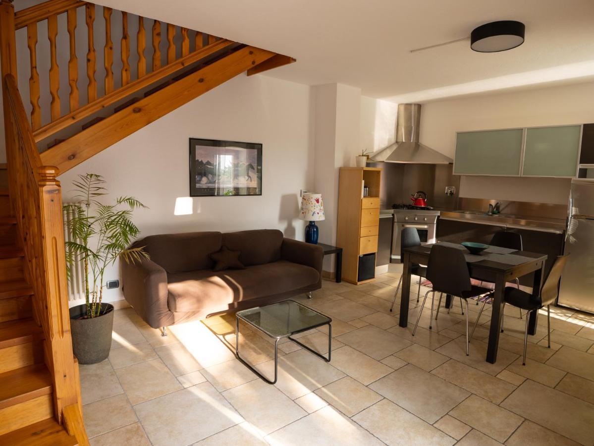 Casa Celesta Apartment Aosta Exterior foto